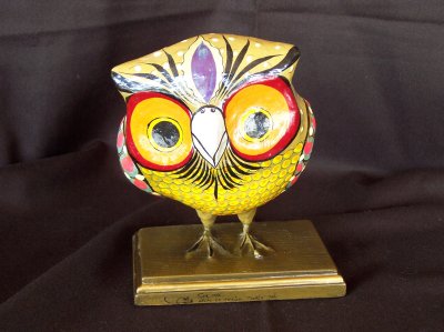Owl on wooden base - 1960s - 1970s. 19cm high, 13cm wide, 15cm deep.
