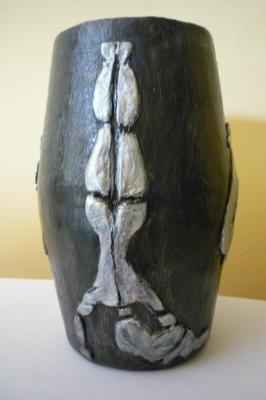 "Grey vase" by Mirta Pastorino