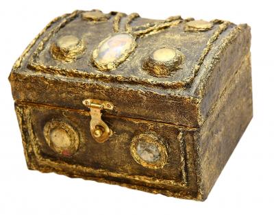 "golden box: "Faith"" by Elena Iancova