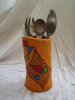 "Modern Art Brushes and Cutlery Holder" by Regiane Mendes